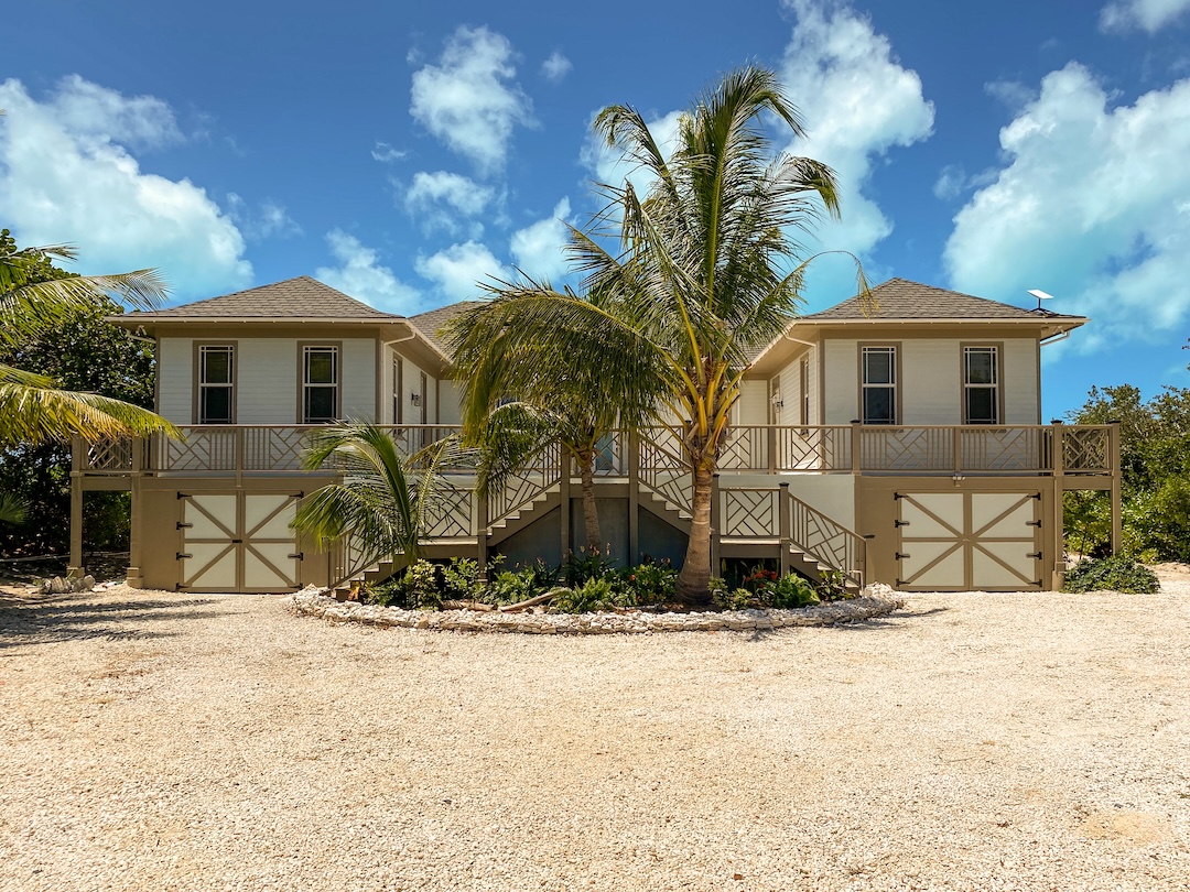 4 Bedroom, 4 Bathroom Home 4 Bedroom, 4 Bathroom Home